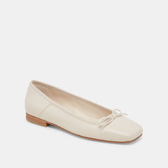 ANISA BALLET FLATS CREME CRINKLE PATENT - re:vita