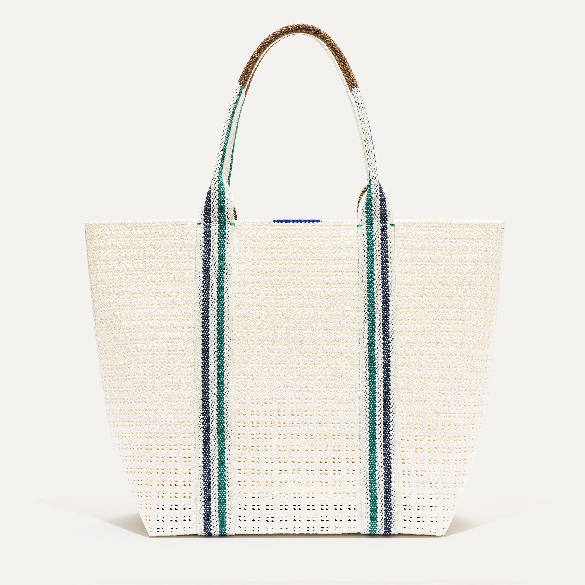 PLP |The Lightweight Tote in Birdie shown from the front.
