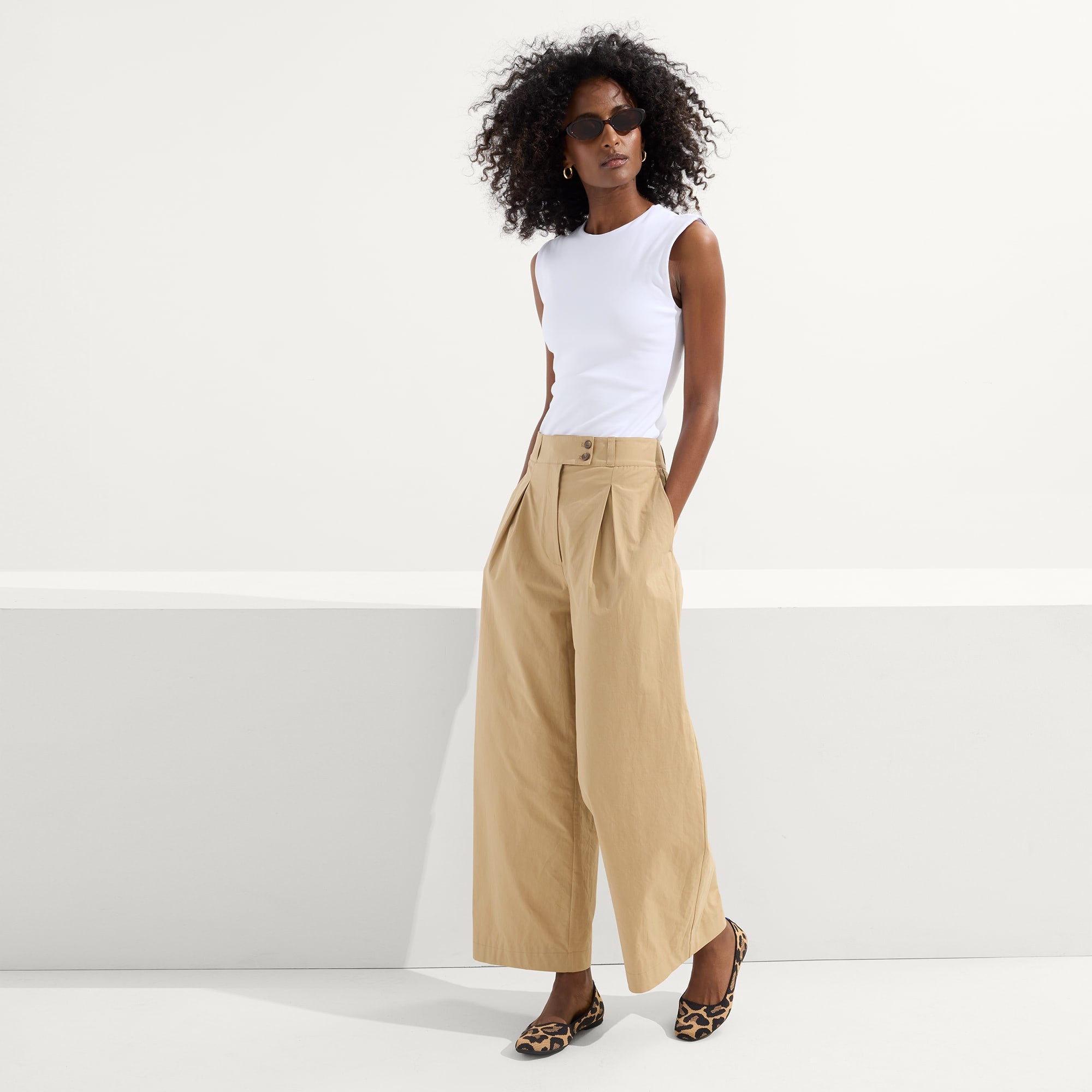 Alternative angle of model wearing The Max Square in Amber Cat.