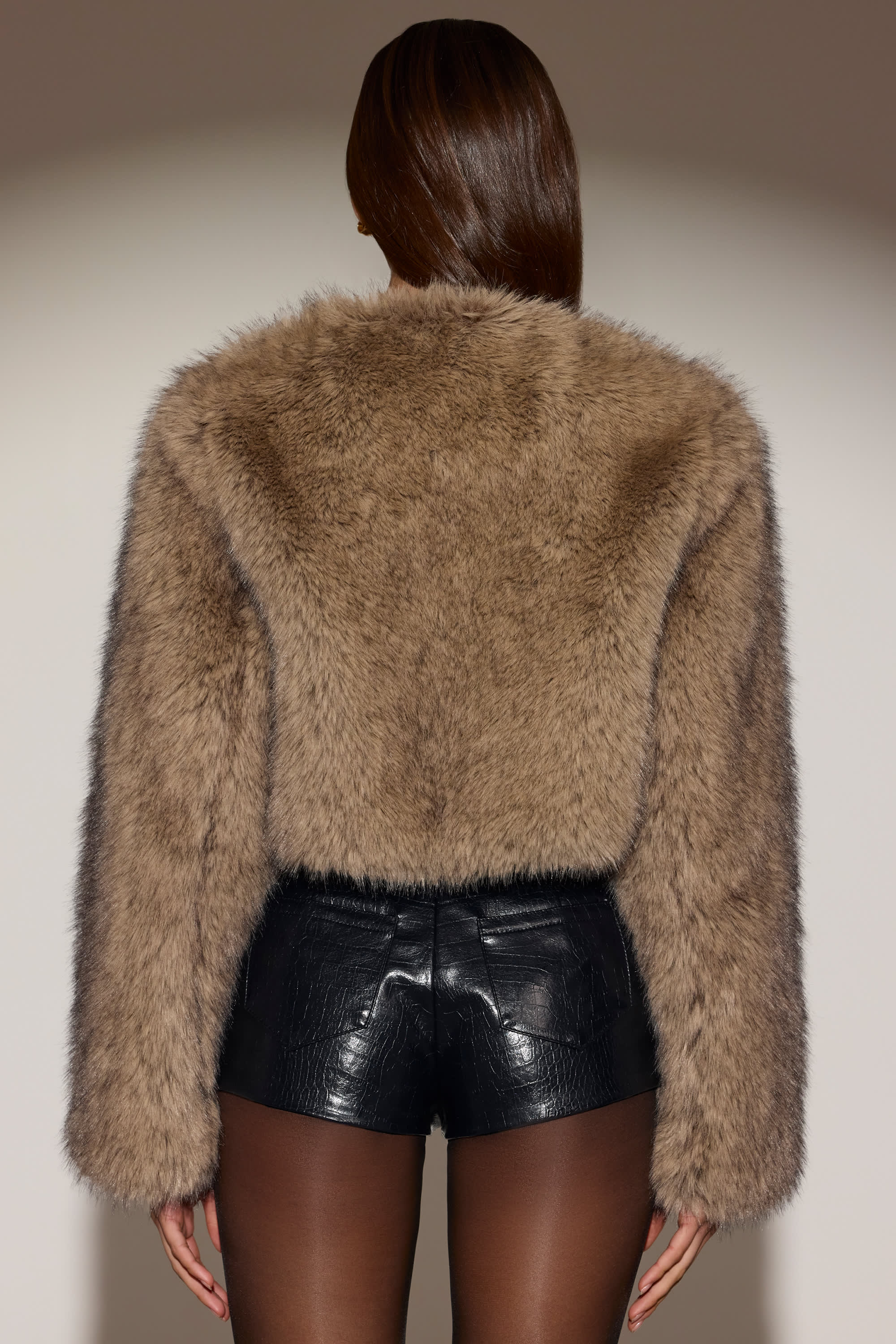 Cropped Faux-Fur Jacket in Light Brown