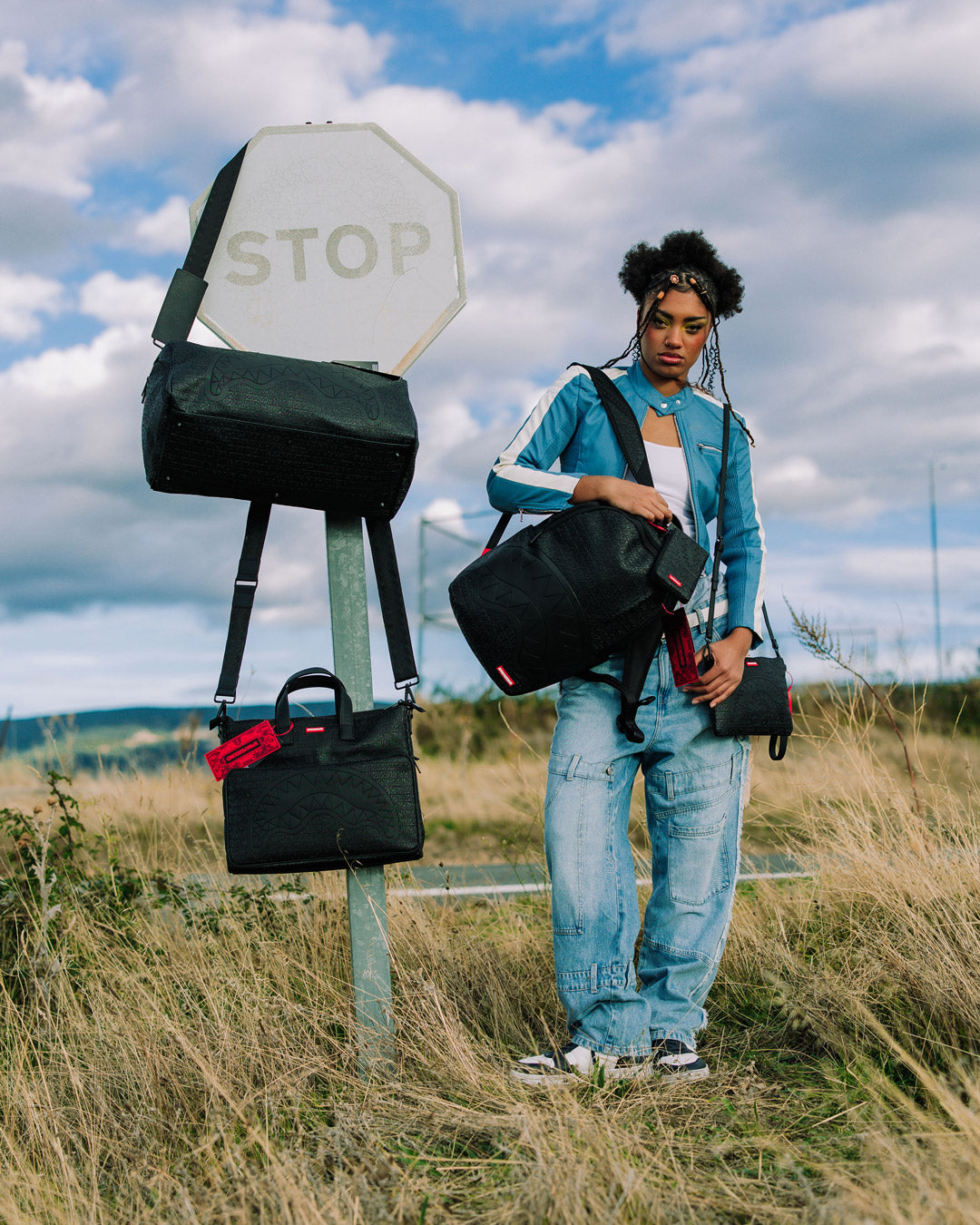 HYPERDIMENSIONAL TRAVEL BAG