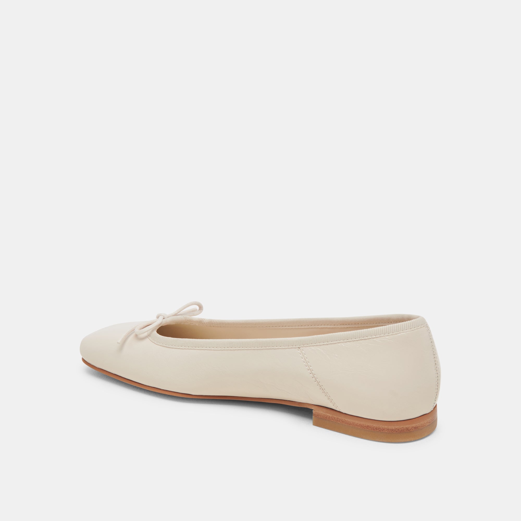 ANISA BALLET FLATS CREME CRINKLE PATENT - re:vita