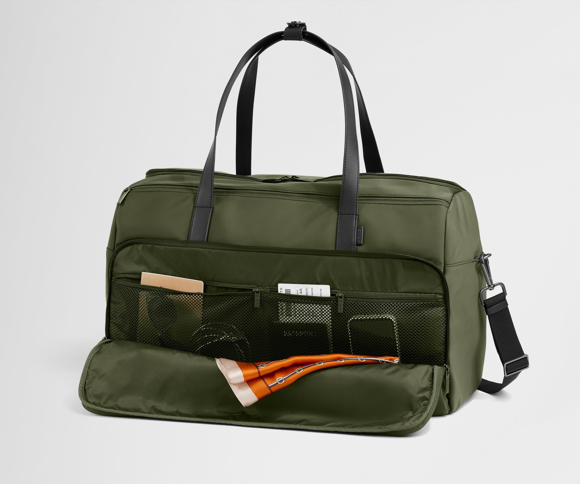 Garment Duffle in Olive Green