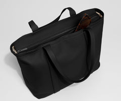 Leather Tote in Jet Black