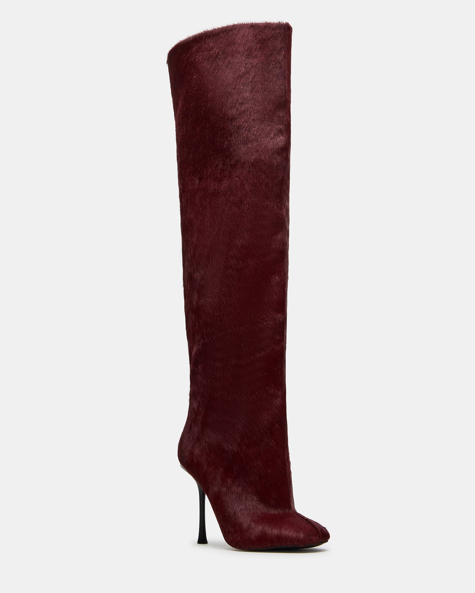 ALLURING RED
