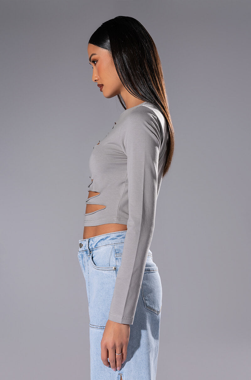 ALANI CUT OUT LONG SLEEVE CROP TOP