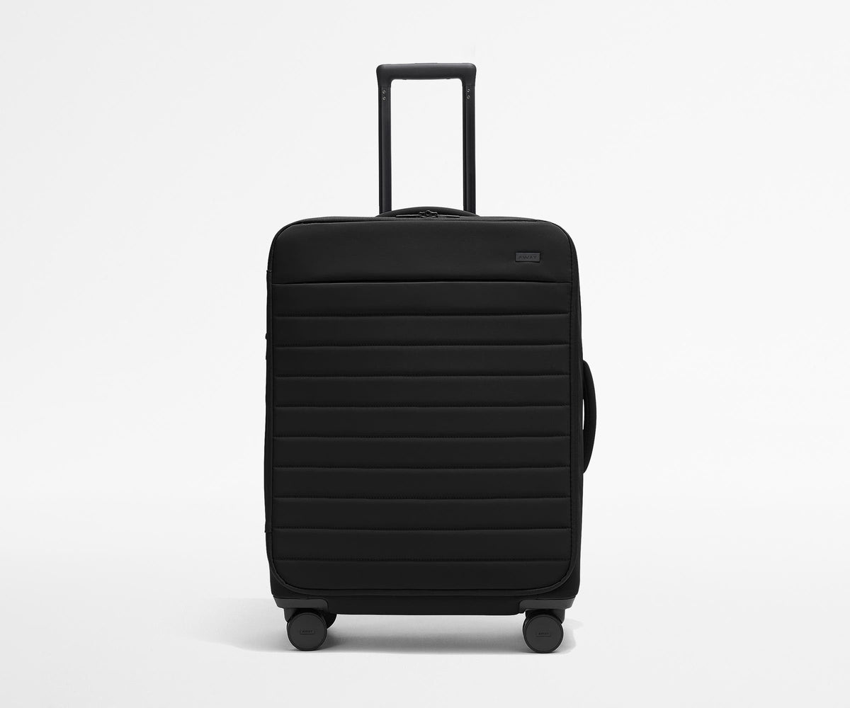 The Softside Medium in Jet Black